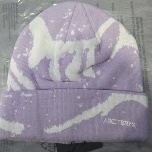 Arc'teryx Lavender and White Women's Hat
